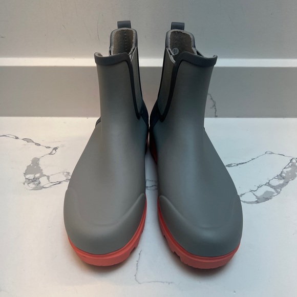 BOGS HOLLY CHELSEA Women's Rain Boots Grey waterproof Size 9 NWOB - Picture 7 of 9